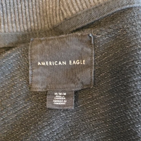 American Eagle Outfitters Charcoal Drop Shoulder Cropped Deep V Sweatshirt. - Picture 2 of 4